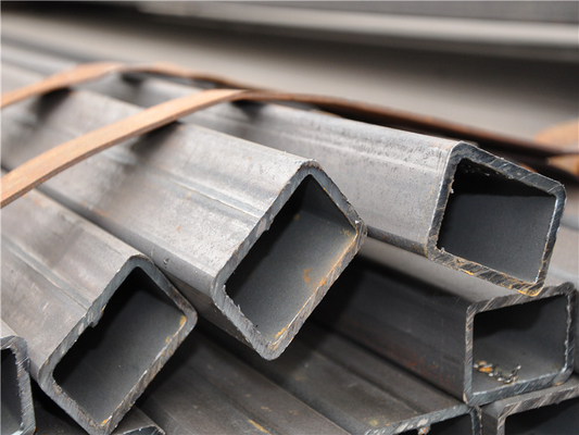 Carbon Welded Steel Rectangular Steel Pipe Hot Rolled For Door Window Decoration